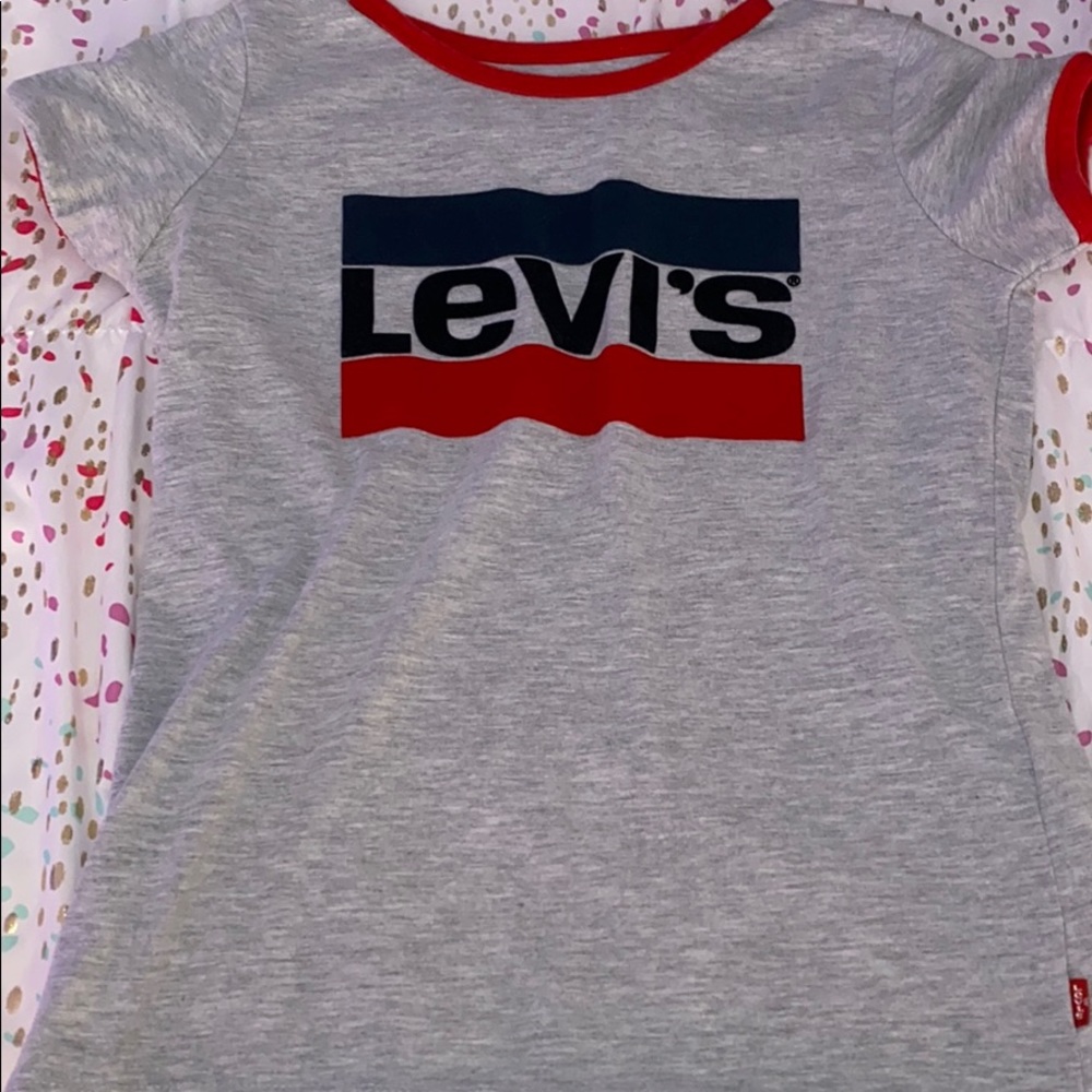 Levi’s shirt